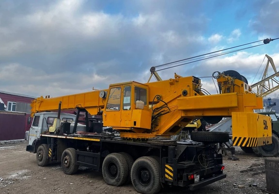 Автокран 50 тонн грузоподъемностью